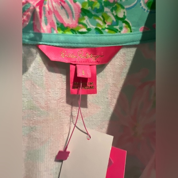Lilly Pulitzer Pink and Green Floral Sweater UPF 50. A050 - Picture 7 of 7